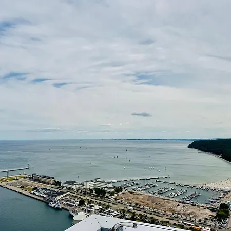 Seatowers 17 דירה